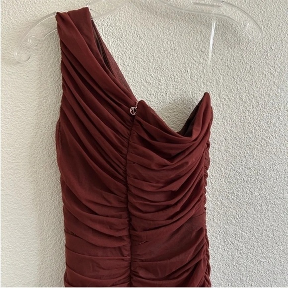 Nookie Inspire One Shoulder Ruched Midi Dress Chocolate Brown NWT - Picture 4 of 8